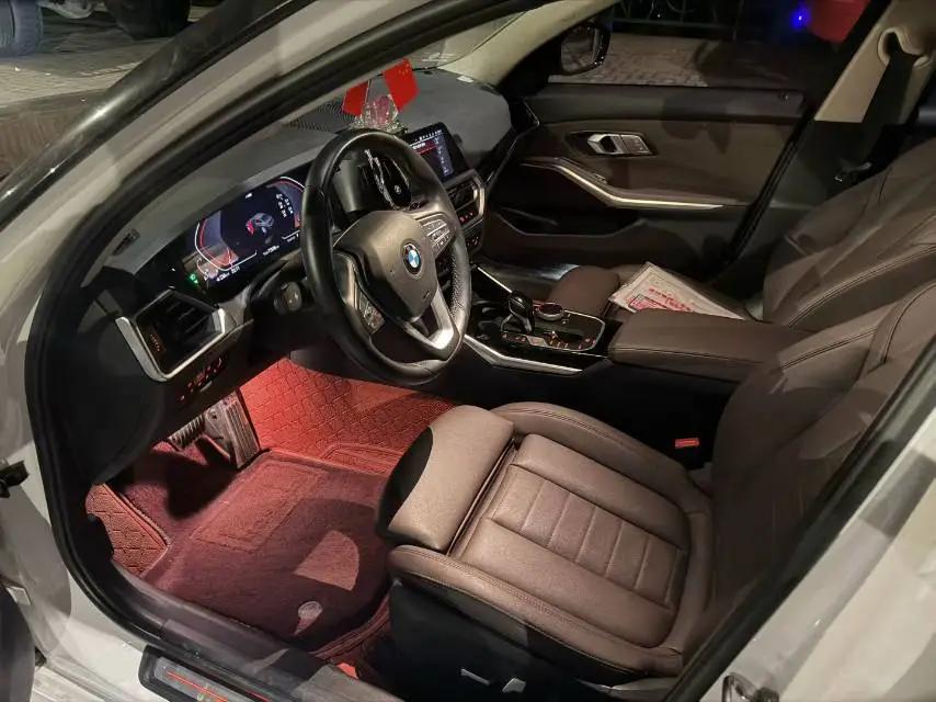 BMW 3 Series 2020 320i Sports Suit 3
