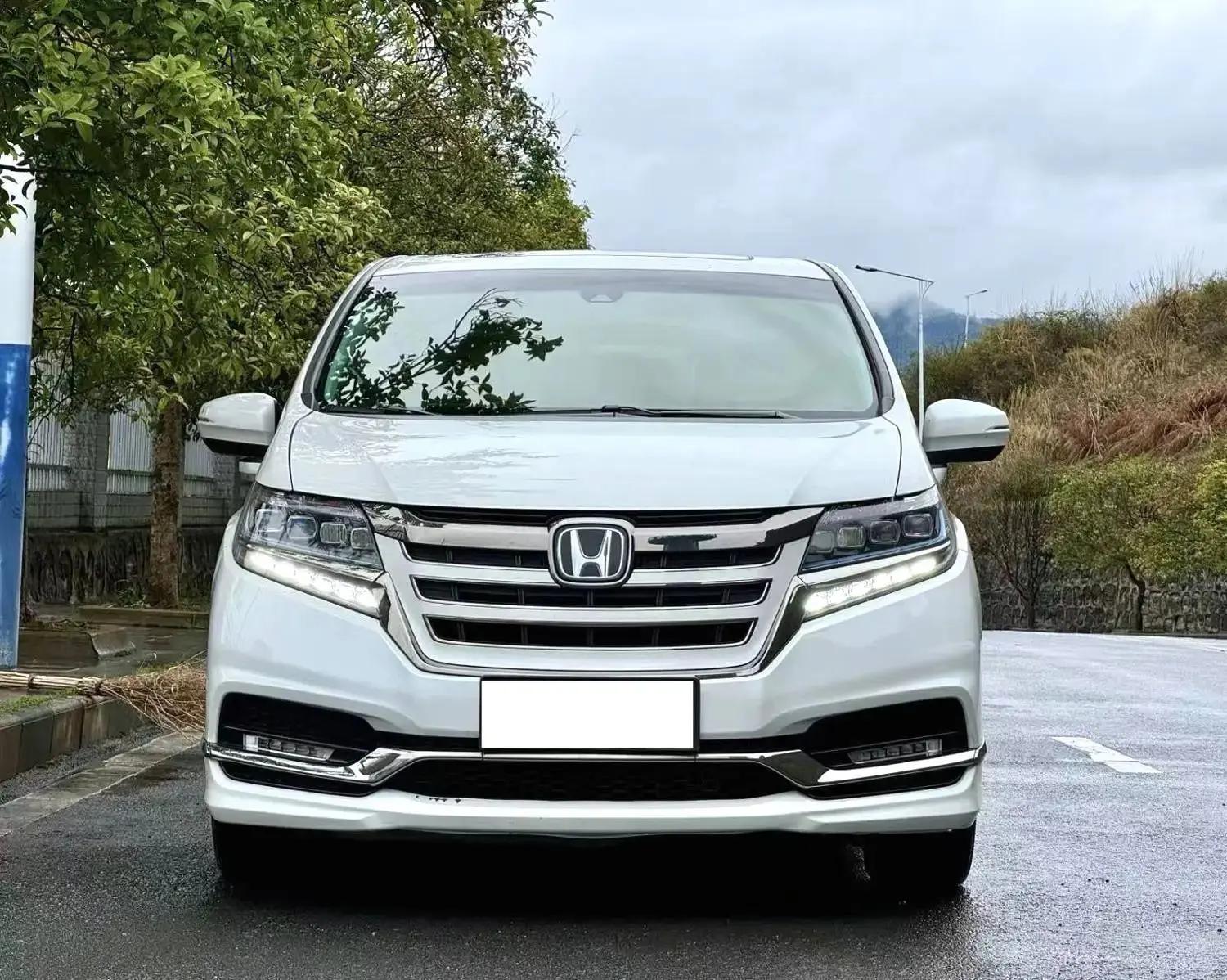 Elyson 2019 2.0L Hybrid Deluxe Edition 2
