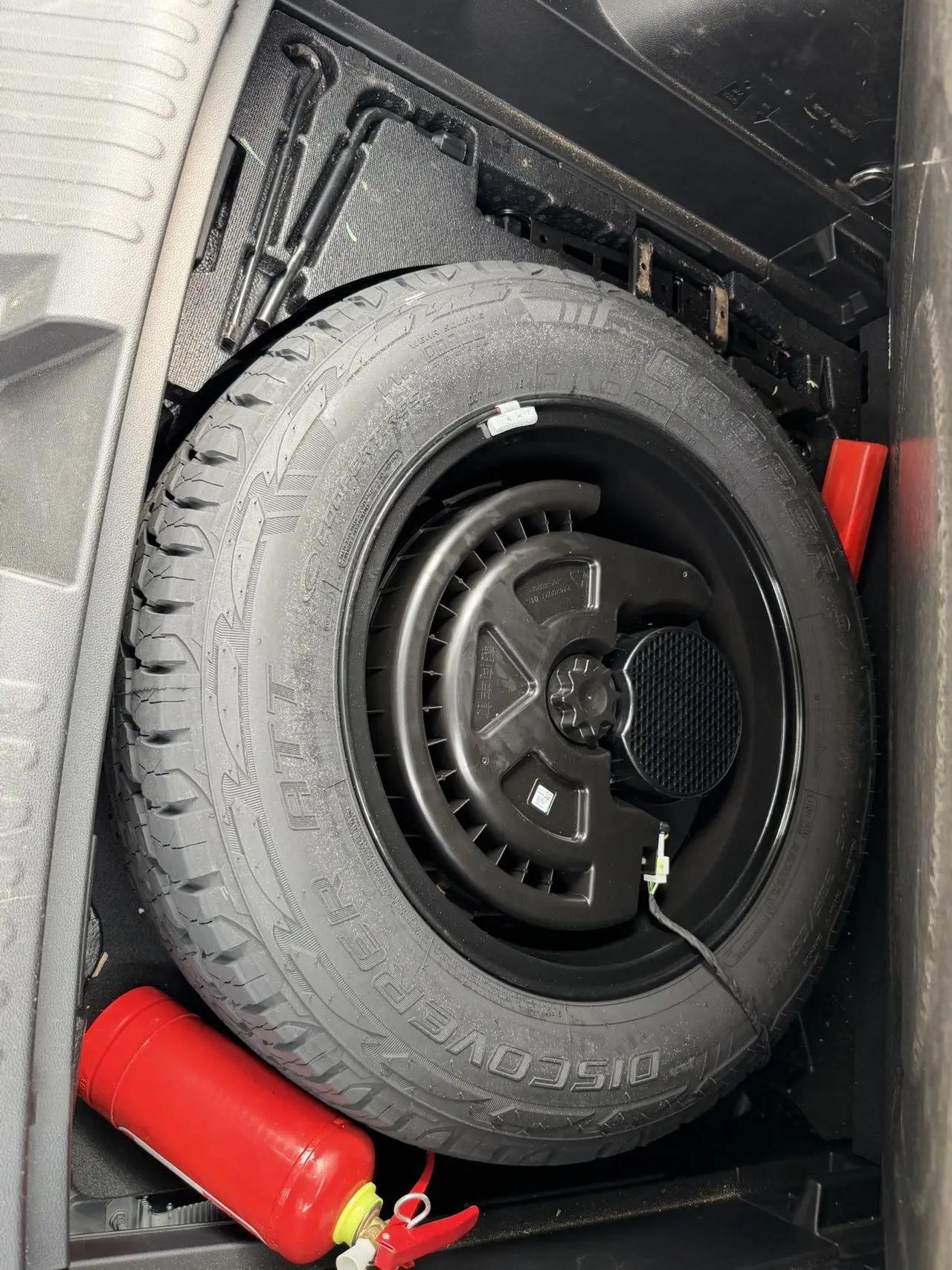 Haval big dog 2021 changed to 2.0T DCT four-wheel drive asthma dog version 16