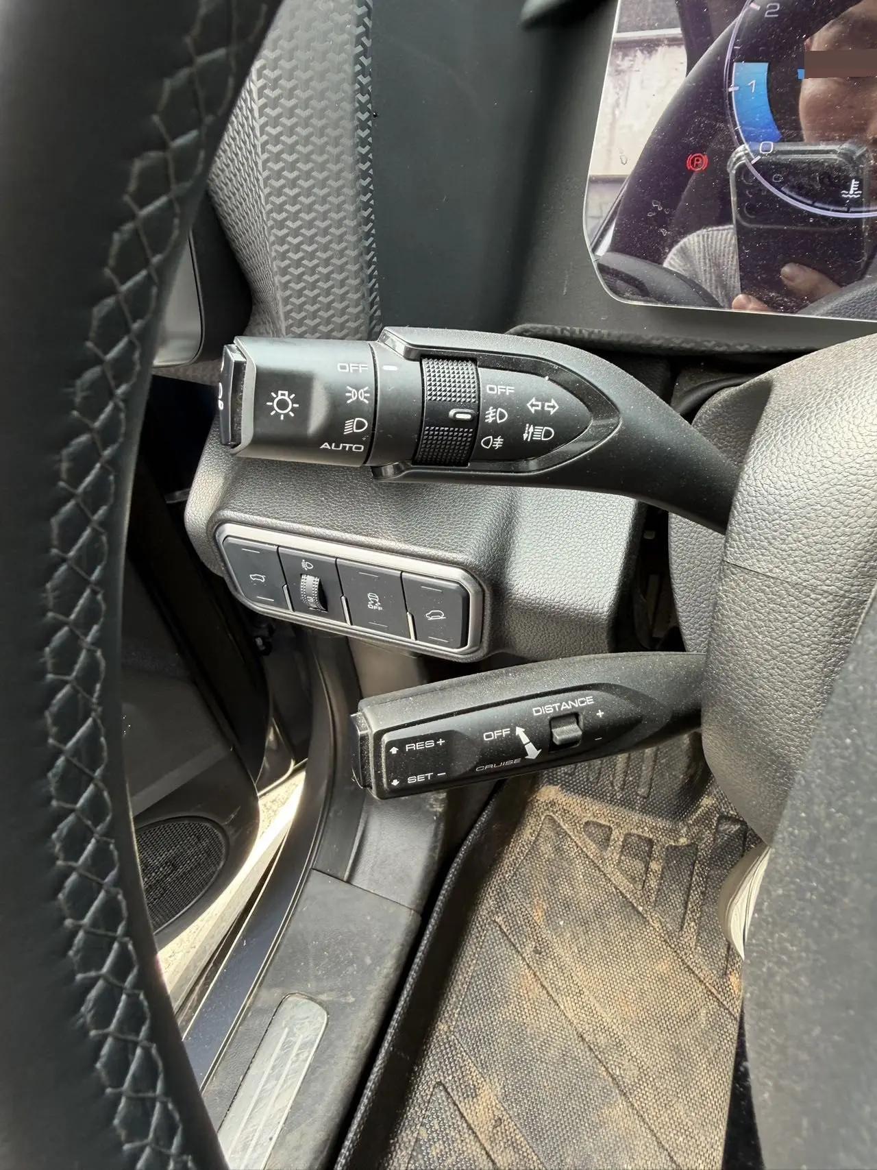 Haval big dog 2021 changed to 2.0T DCT four-wheel drive asthma dog version 18