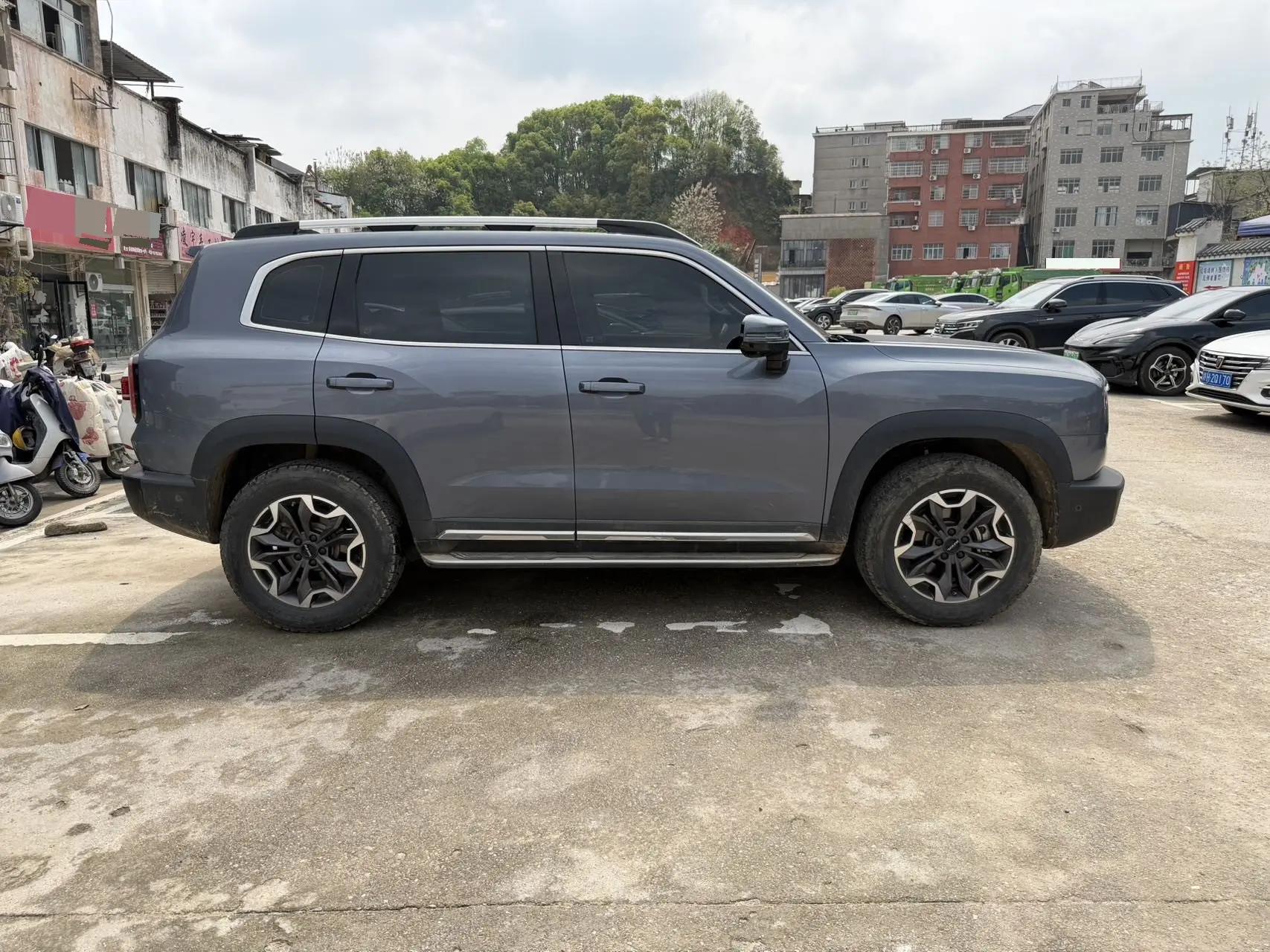 Haval big dog 2021 changed to 2.0T DCT four-wheel drive asthma dog version 9