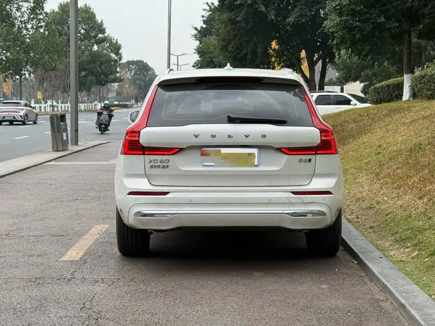 Volvo XC60 2022 B5 4-wheel-drive Zhiyi Deluxe Edition 5