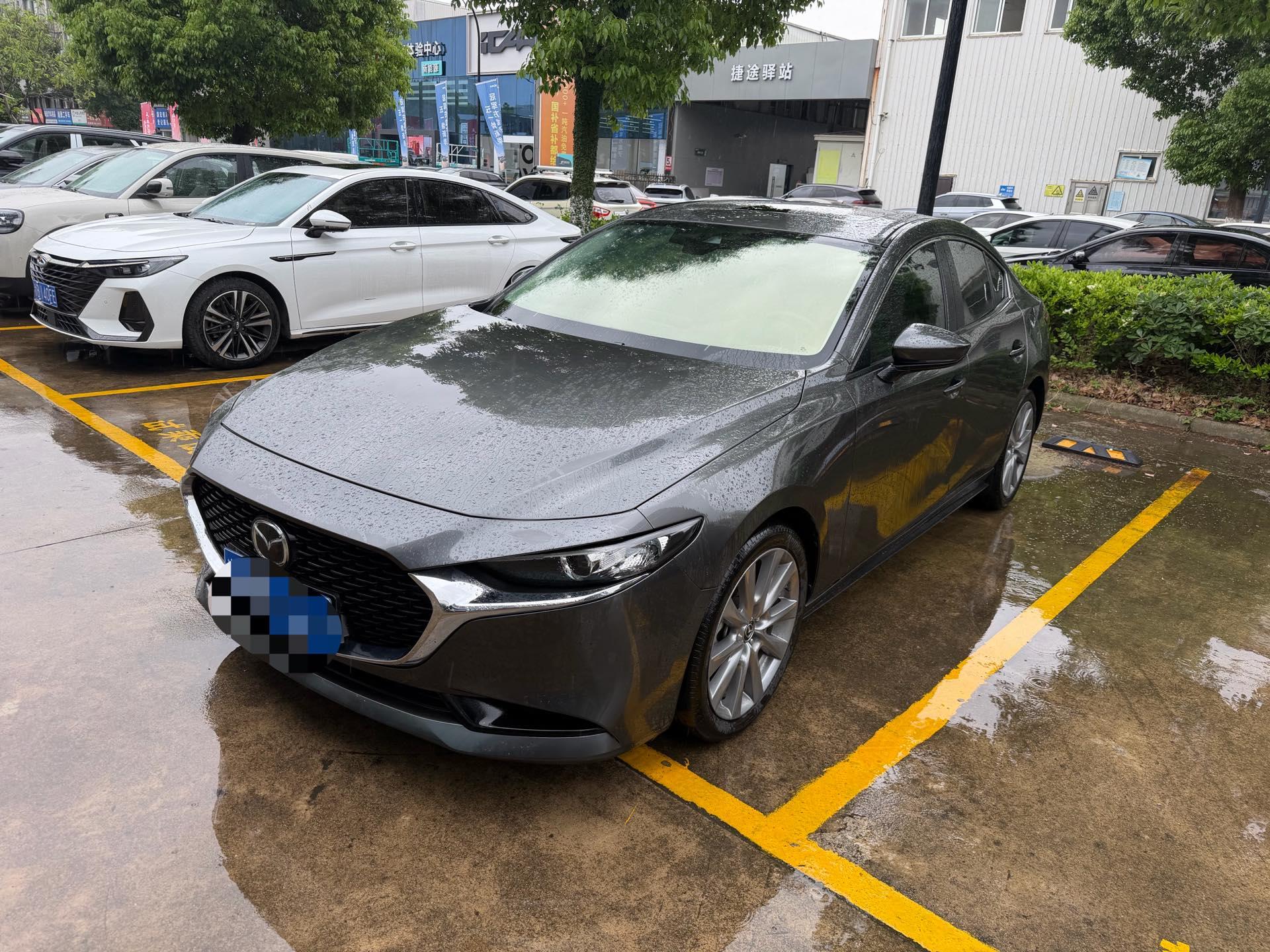 Mazda 3 Onksera 2022 2.0L Automatic Quality Elegant Edition