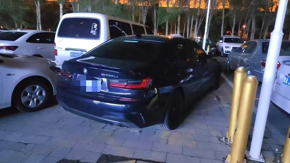 BMW 3 Series 2021 330Li xDrive M Sports Obsidian Night Kit 6