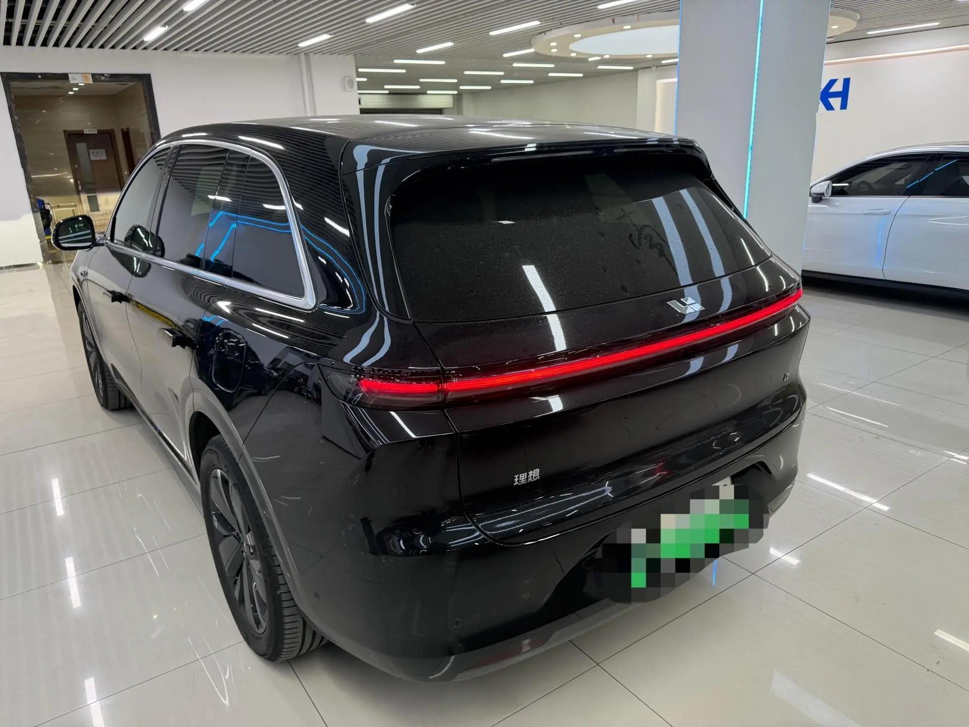 Li 2025 L6 Max Intelligent Refreshed Version Automatic Transmission 3