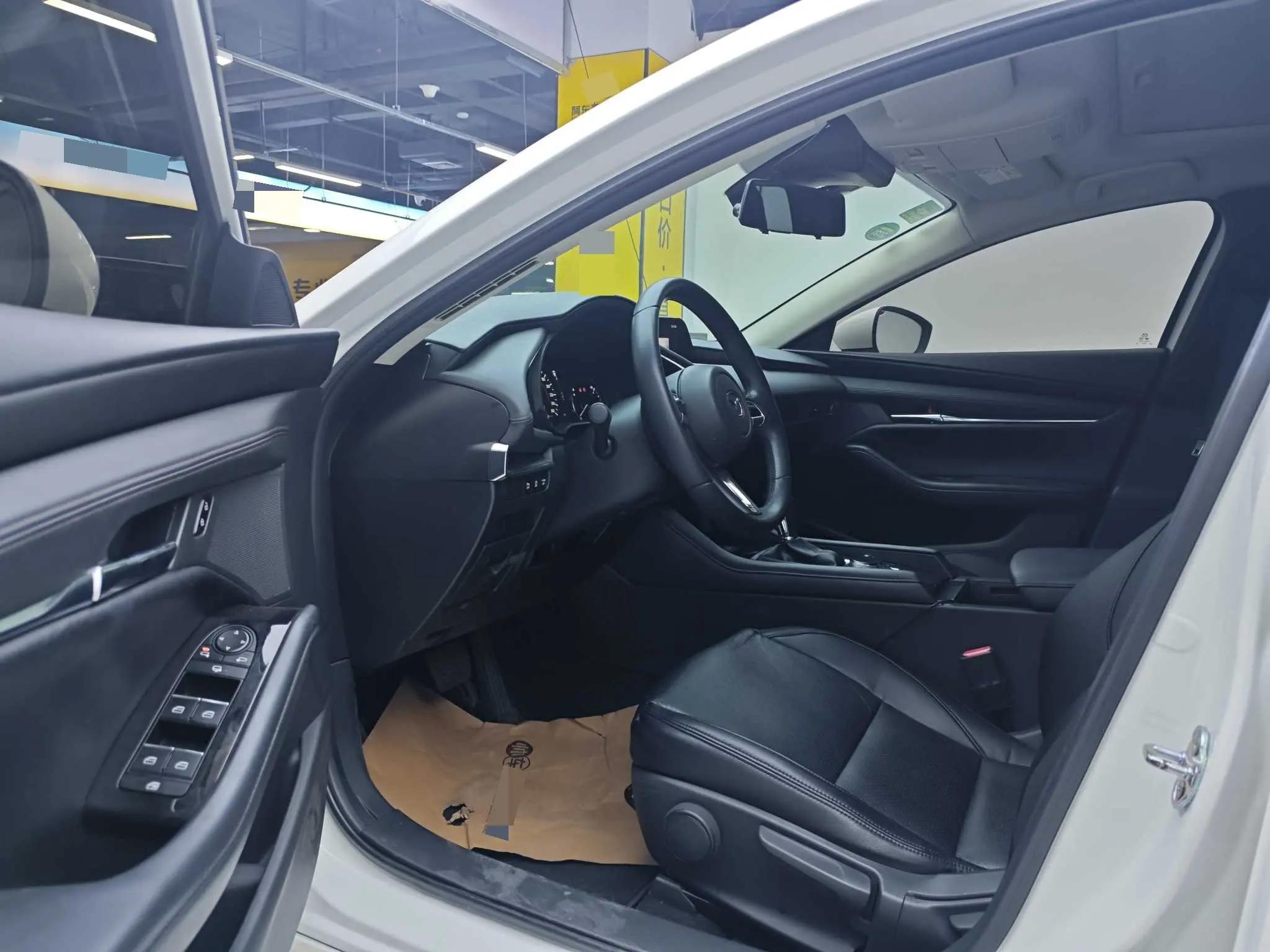 Mazda 3 Onksera 2020 2.0L Automatic Quality Glamour Edition 2
