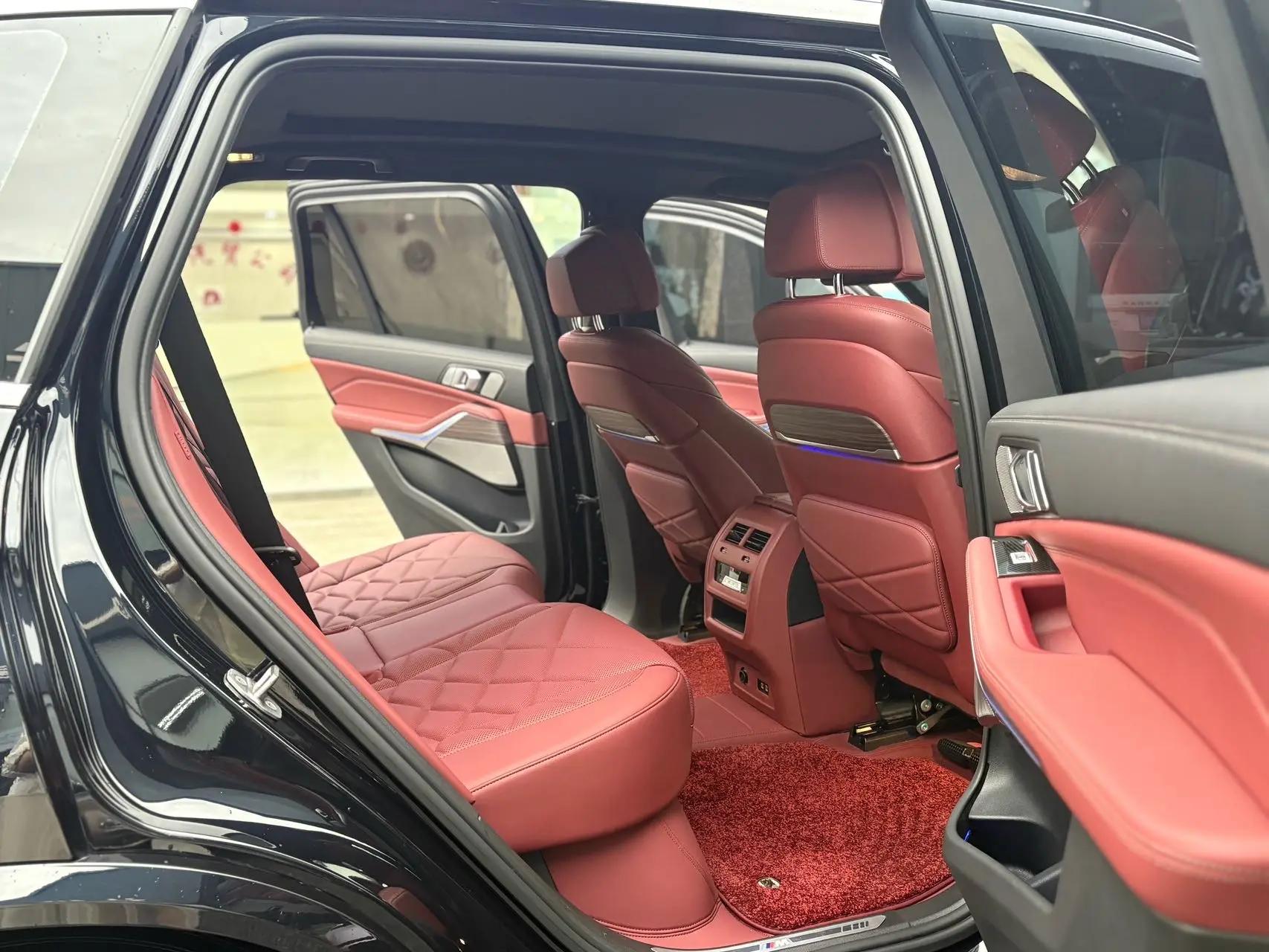 BMW X5 2022 xDrive 40Li M sports set 7