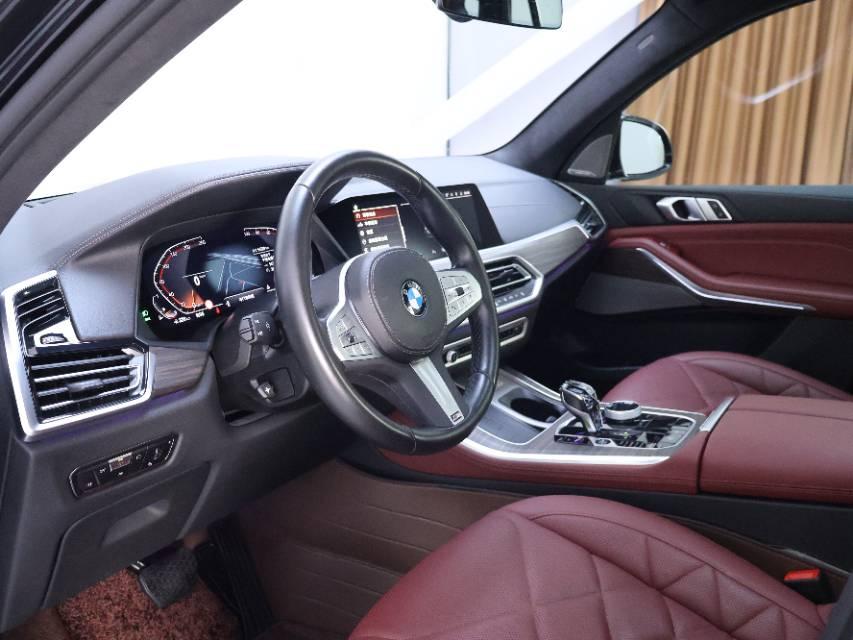 BMW X5 2022 model change xDrive 40Li M sports package 3