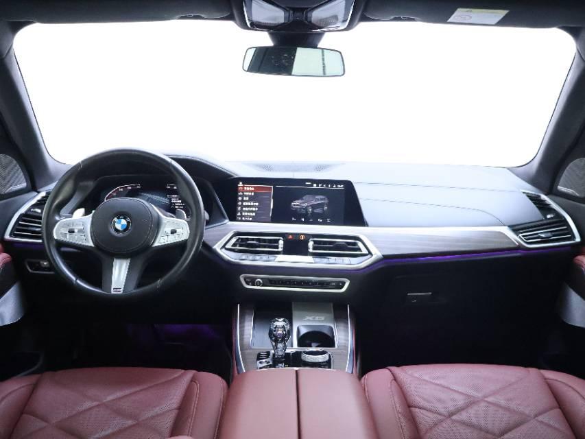 BMW X5 2022 model change xDrive 40Li M sports package 4