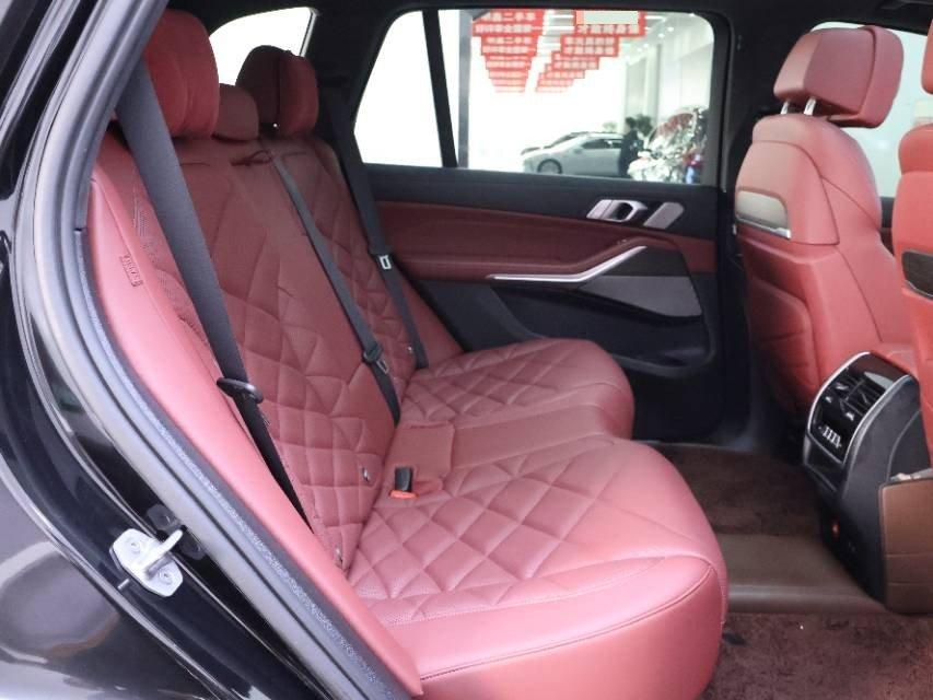 BMW X5 2022 model change xDrive 40Li M sports package 7