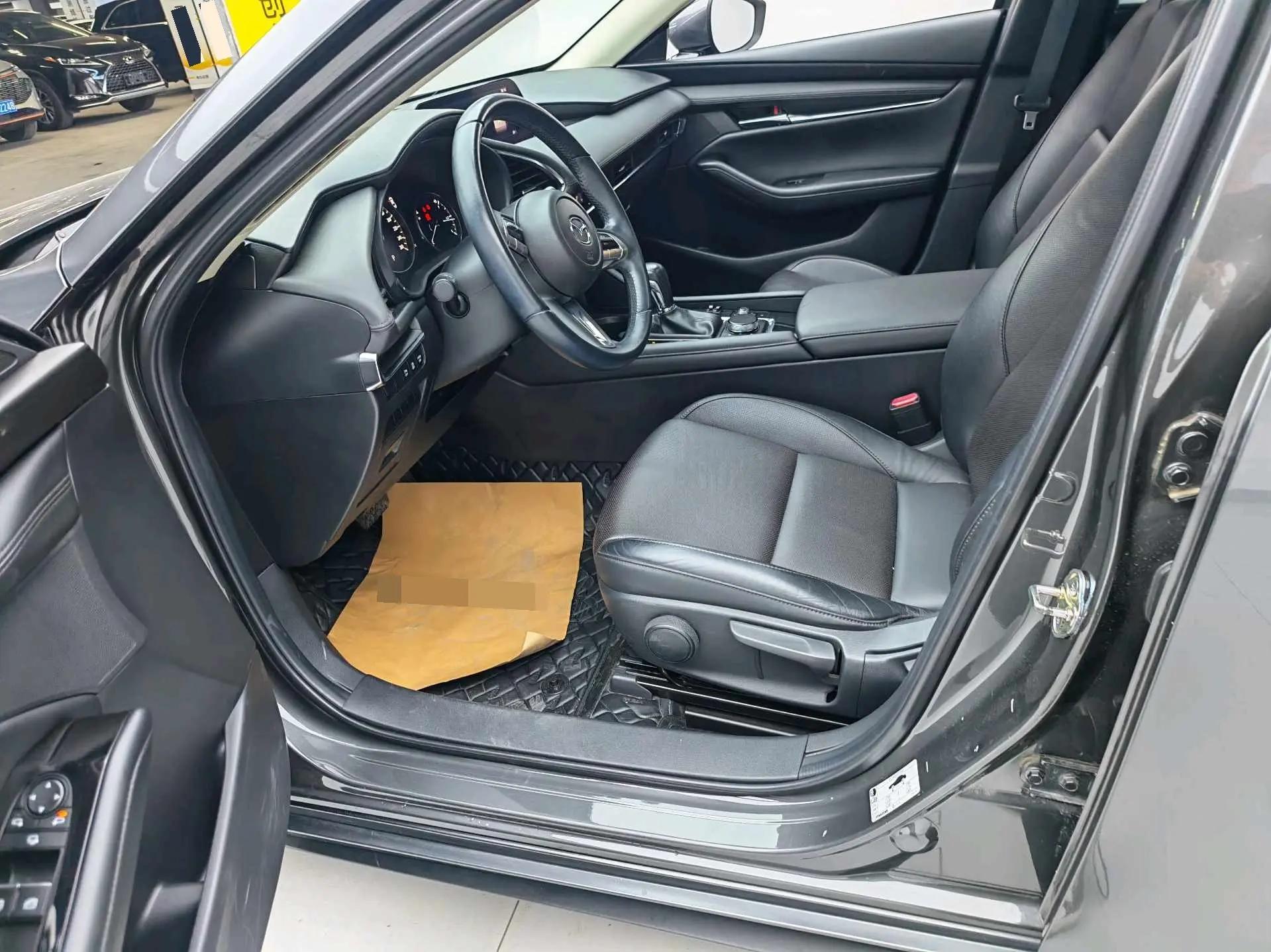 Mazda 3 Onksera 2020 2.0L Automatic Quality Elegant Edition 2
