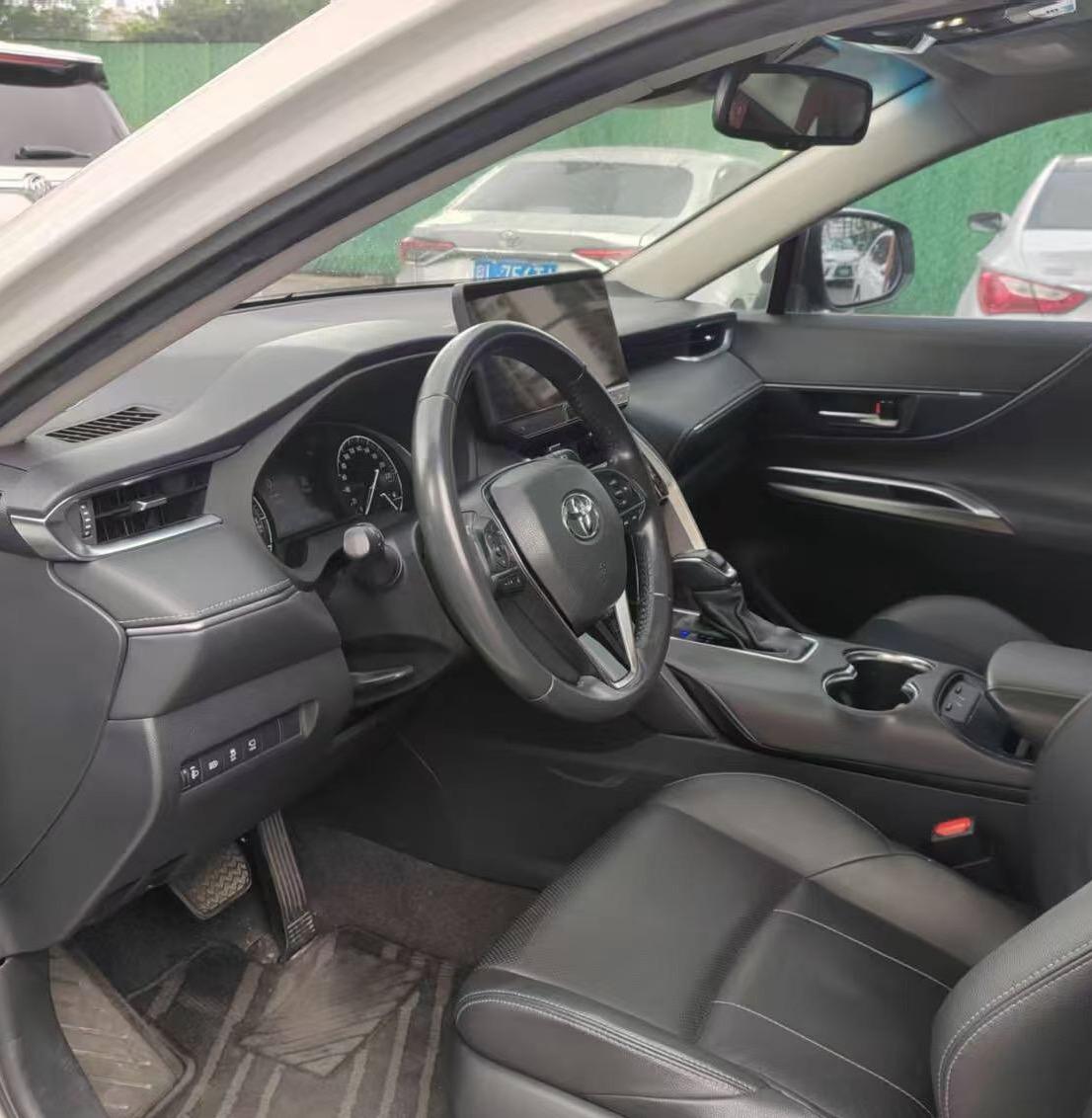 LingFang HARRIER 2022 2.0L CVT Two-Drive Enterprising Edition 3