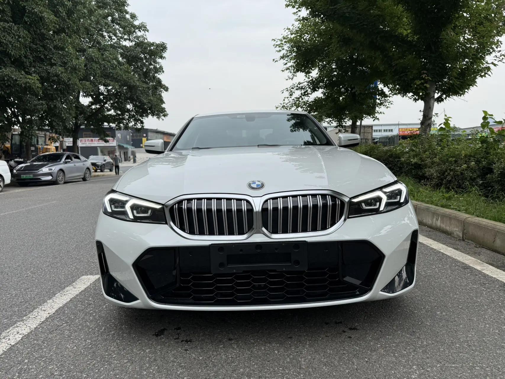 BMW 3 Series 2023 320i M Sports Suit 2