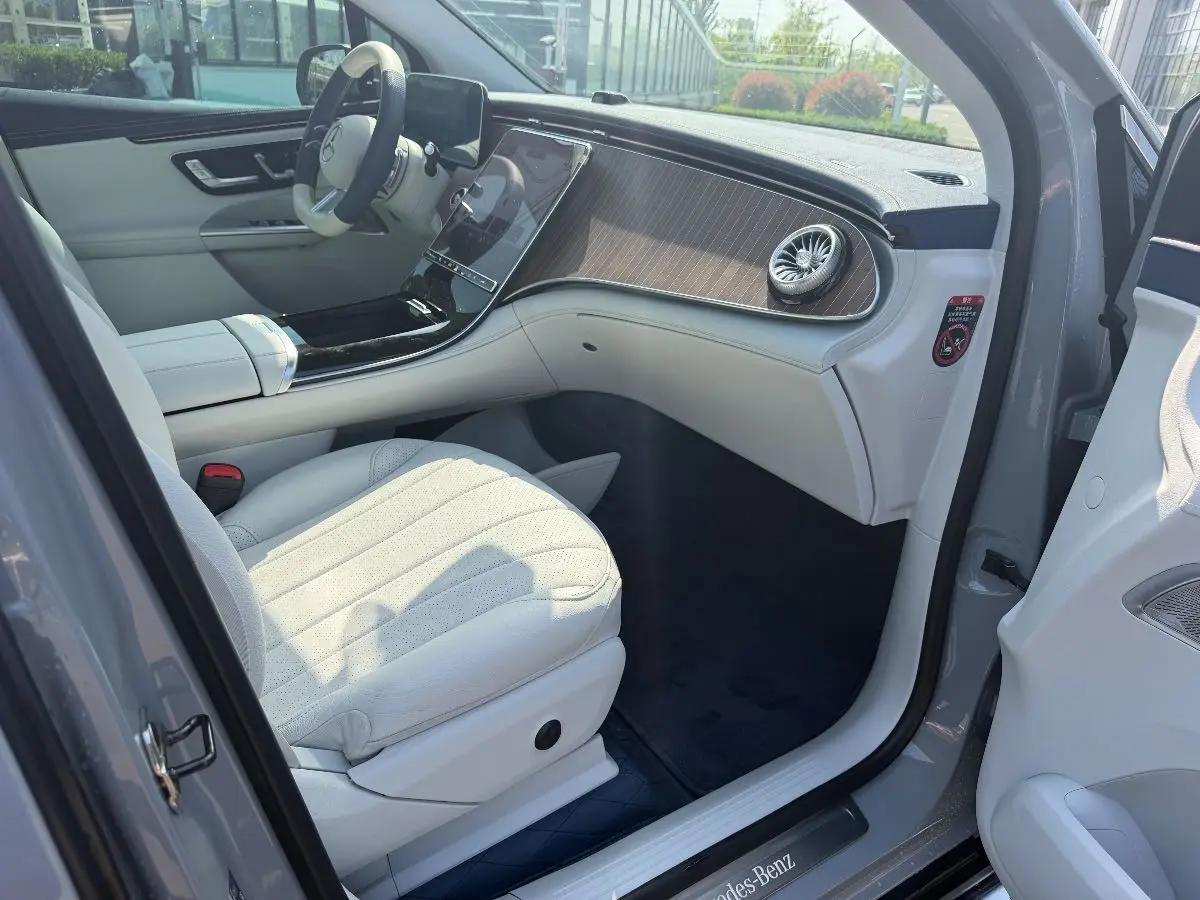 Mercedes Benz EQE SUV 2023 350 4MATIC Pioneer Edition 12