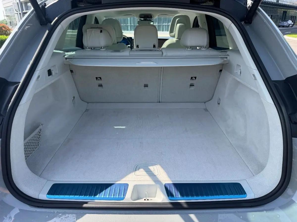Mercedes Benz EQE SUV 2023 350 4MATIC Pioneer Edition 15