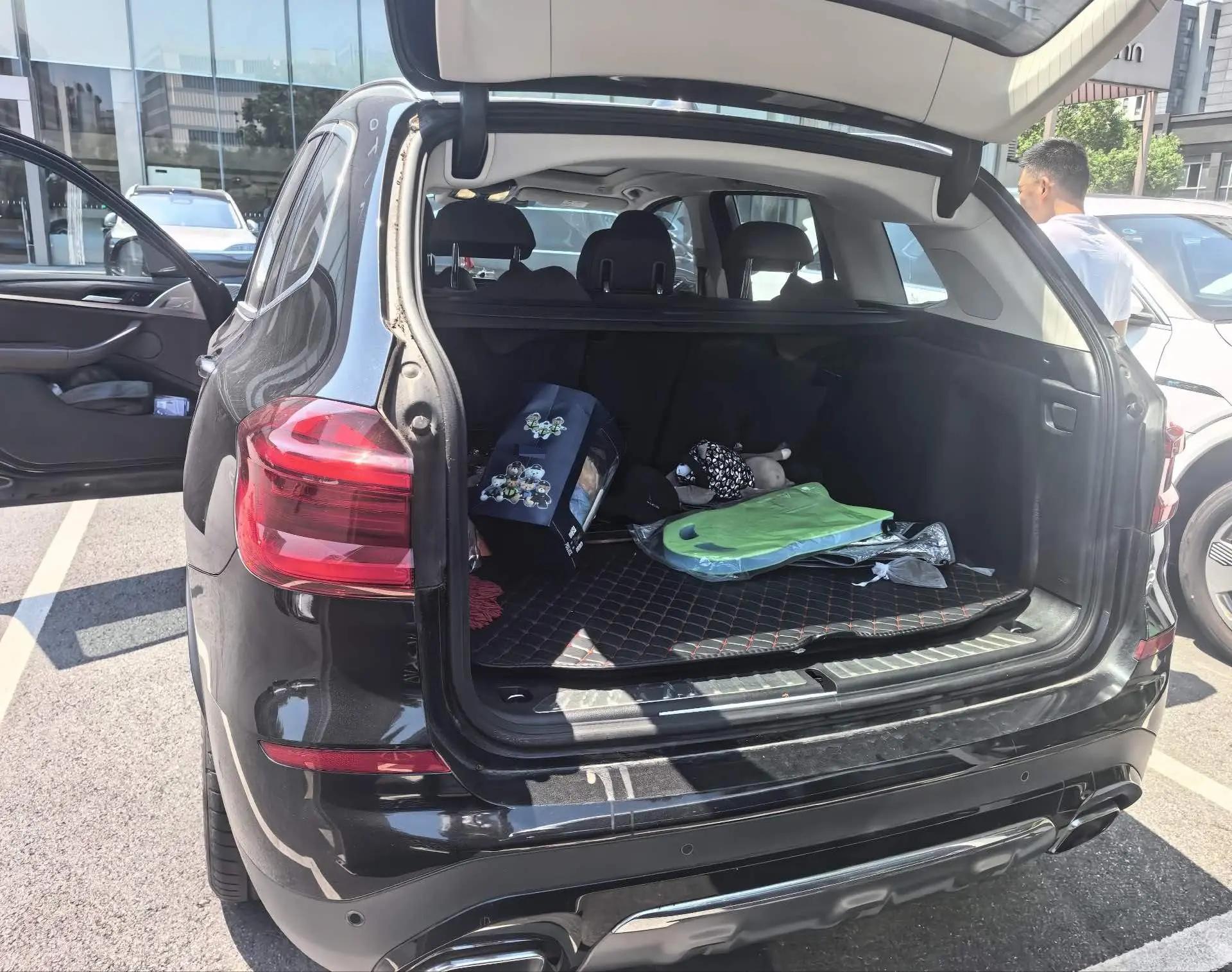 BMW X3 2020 xDrive28i Deluxe Set 3