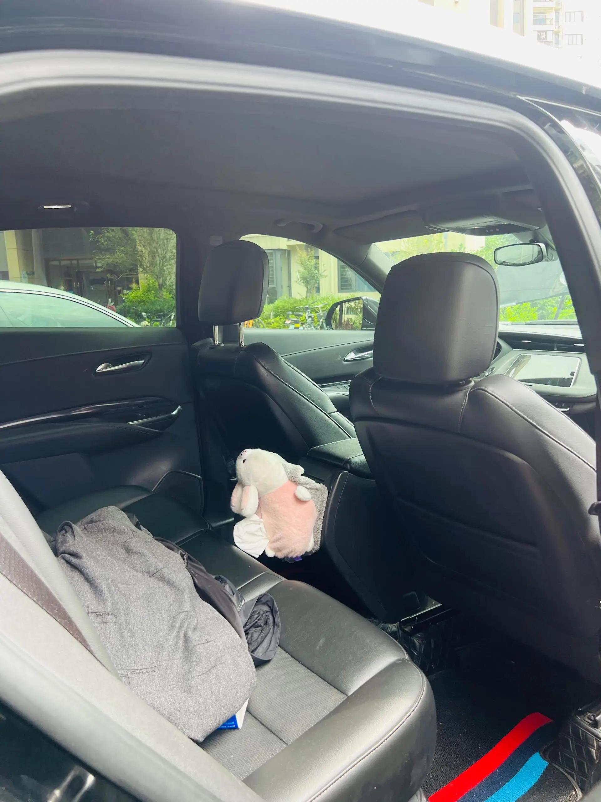 Cadillac XT4 2021 28T Two-Drive Leading Model 12