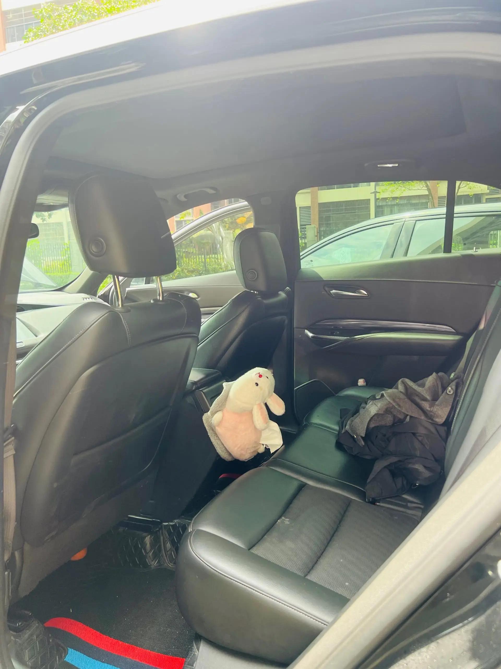 Cadillac XT4 2021 28T Two-Drive Leading Model 5