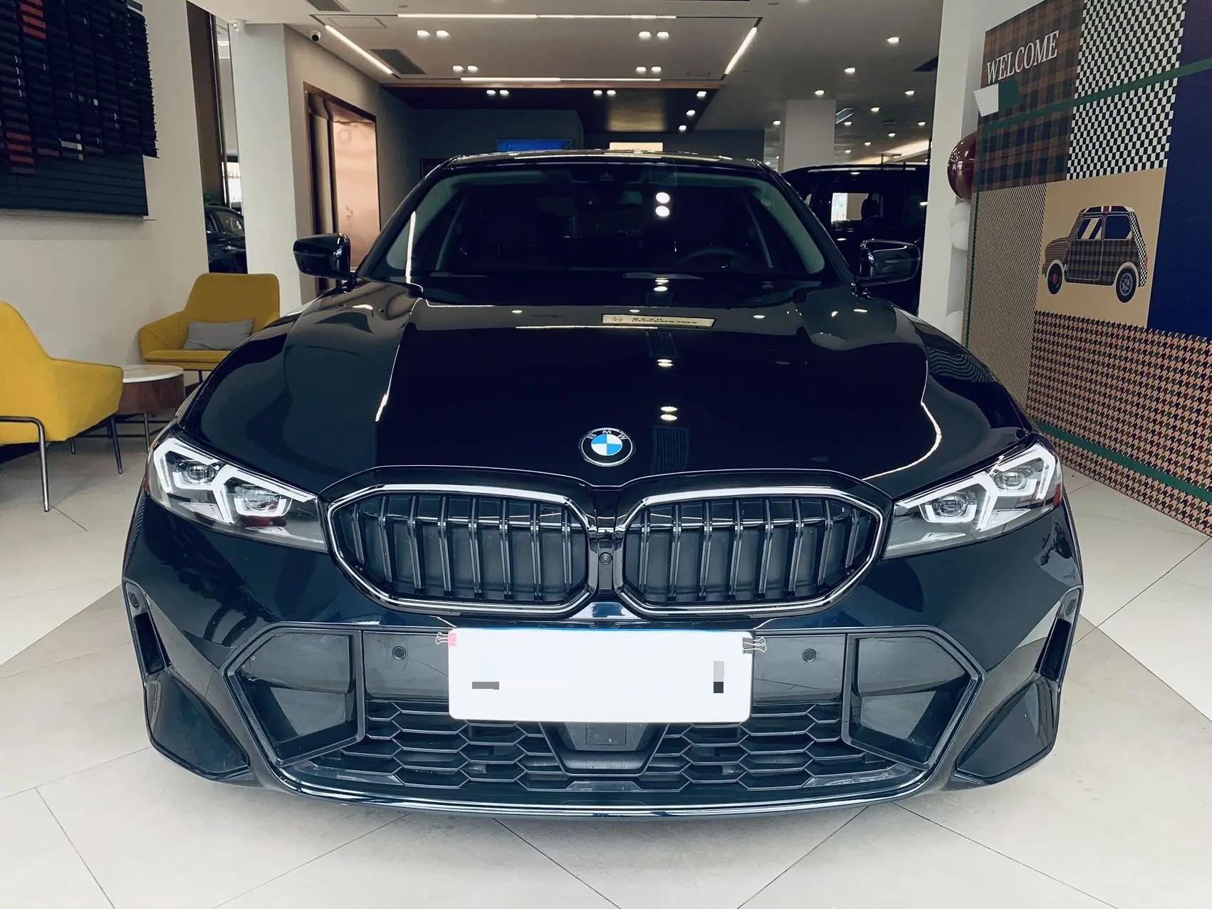BMW 3 Series 2025 Model 330Li 2.0T M Sport Night Edition Automatic 3