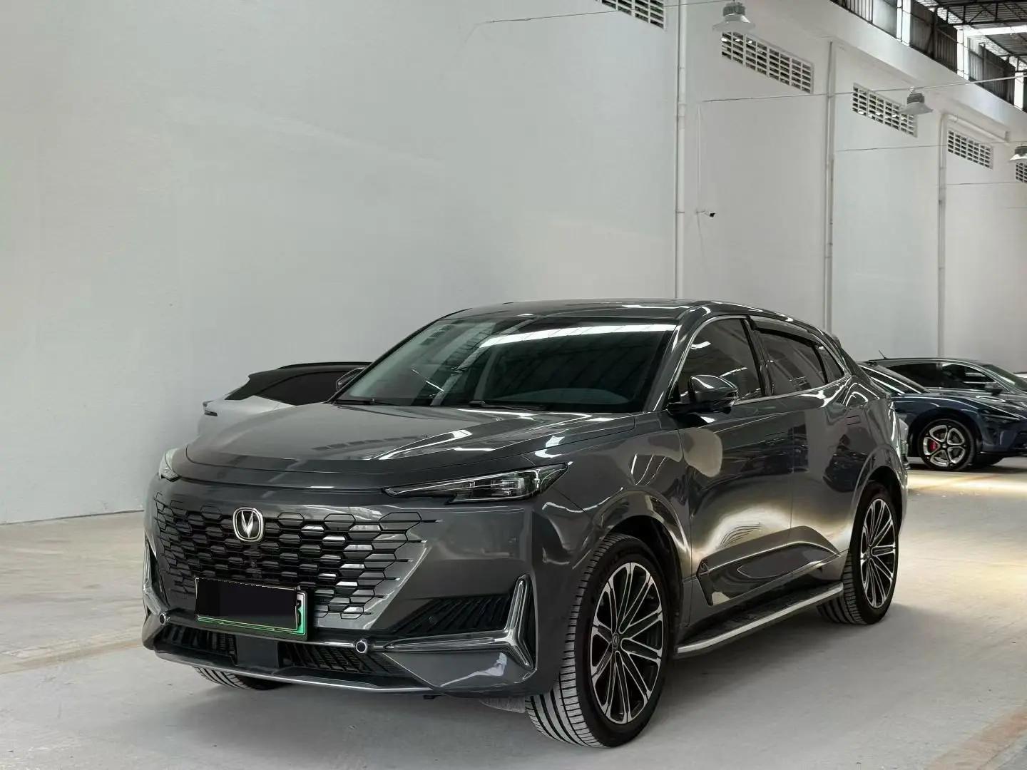 ChangAn UNI-K New Energy 2022 Blue Whale iDD 130km 1.5T Honorable Model