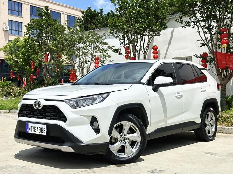 RAV4 Rongfeng 2021 2.0L CVT Two-Drive Fashion Edition