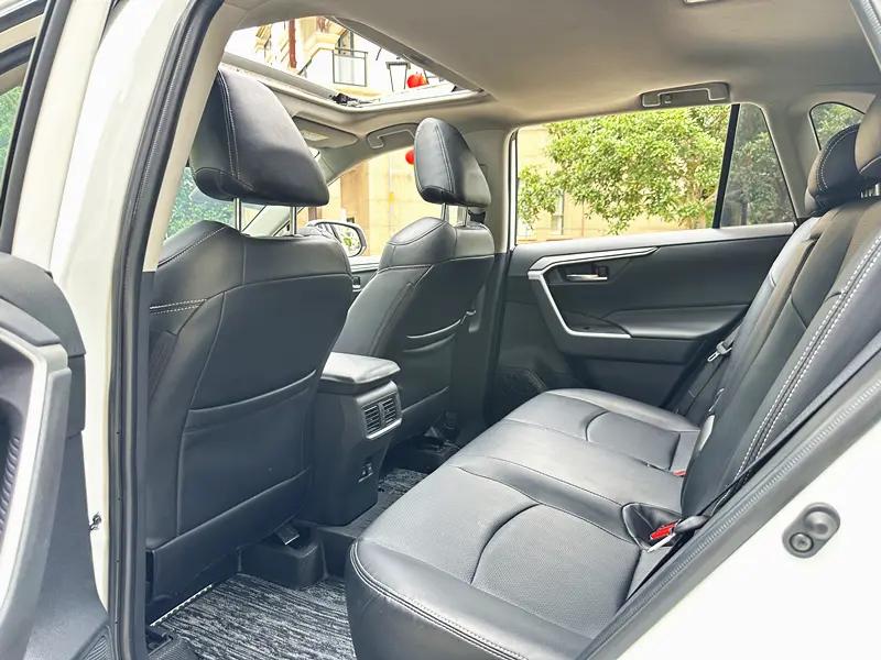 RAV4 Rongfeng 2021 2.0L CVT Two-Drive Fashion Edition 10