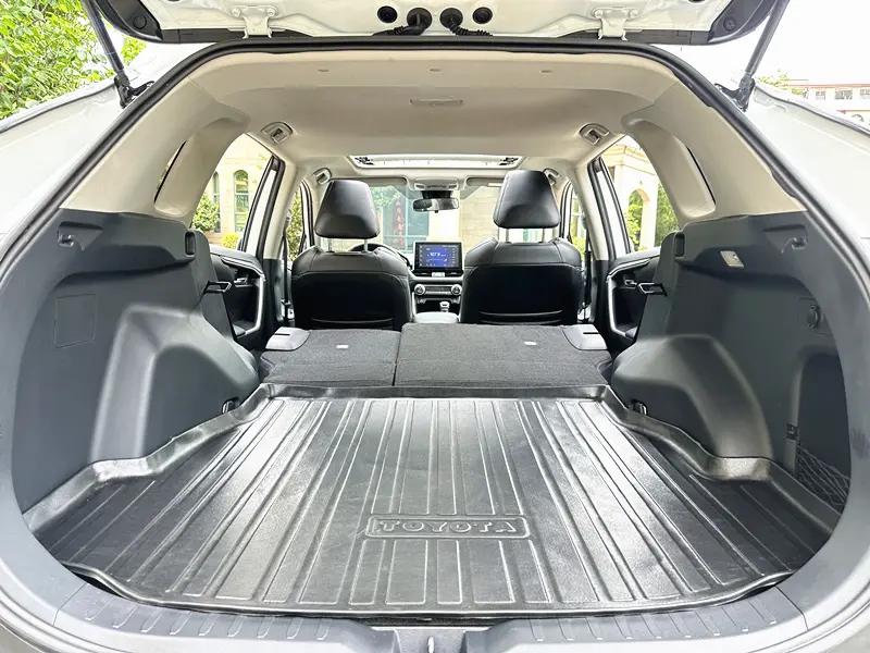 RAV4 Rongfeng 2021 2.0L CVT Two-Drive Fashion Edition 12