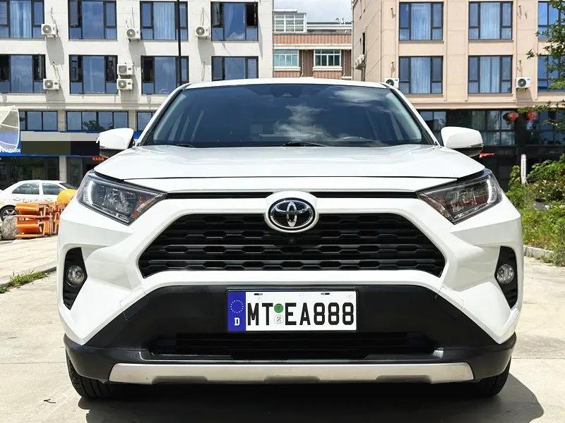 RAV4 Rongfeng 2021 2.0L CVT Two-Drive Fashion Edition 2