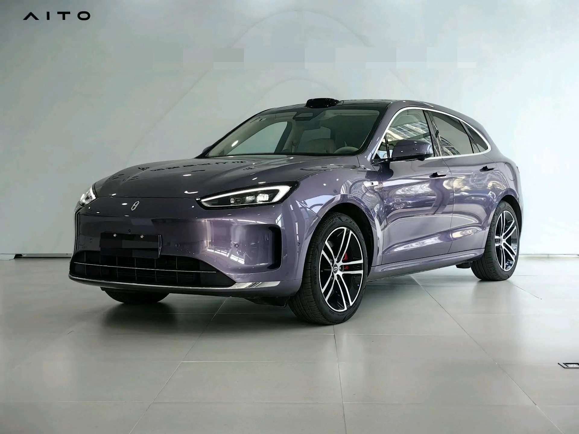 AITO 2025 AITO M5 extended range Ultra 4-wheel drive version automatic gear