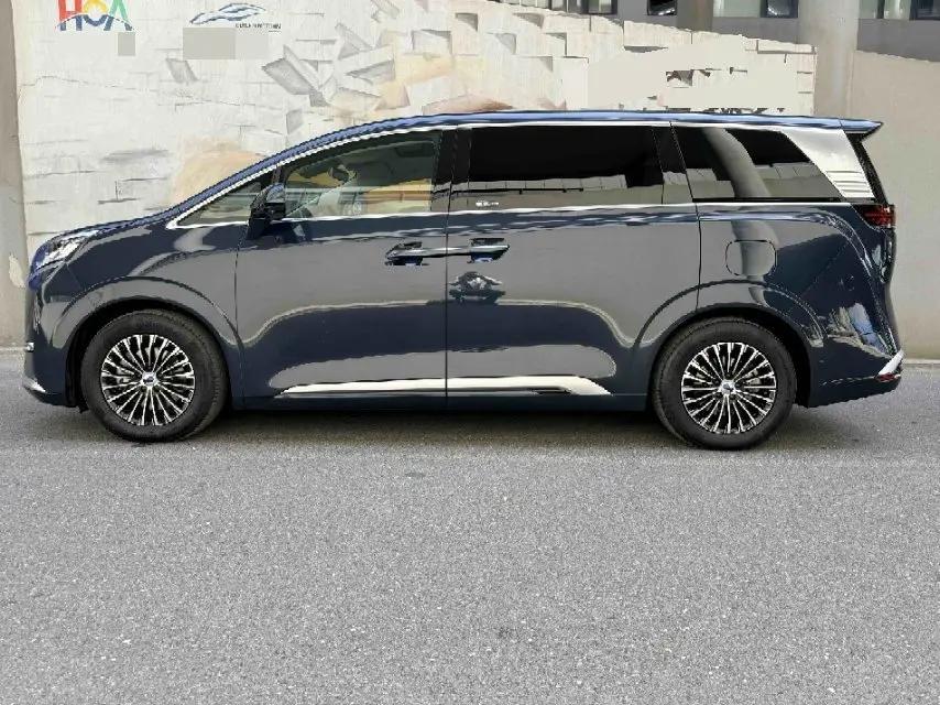 Denza D9 2022 DM-i 970 four-wheel drive flagship 2