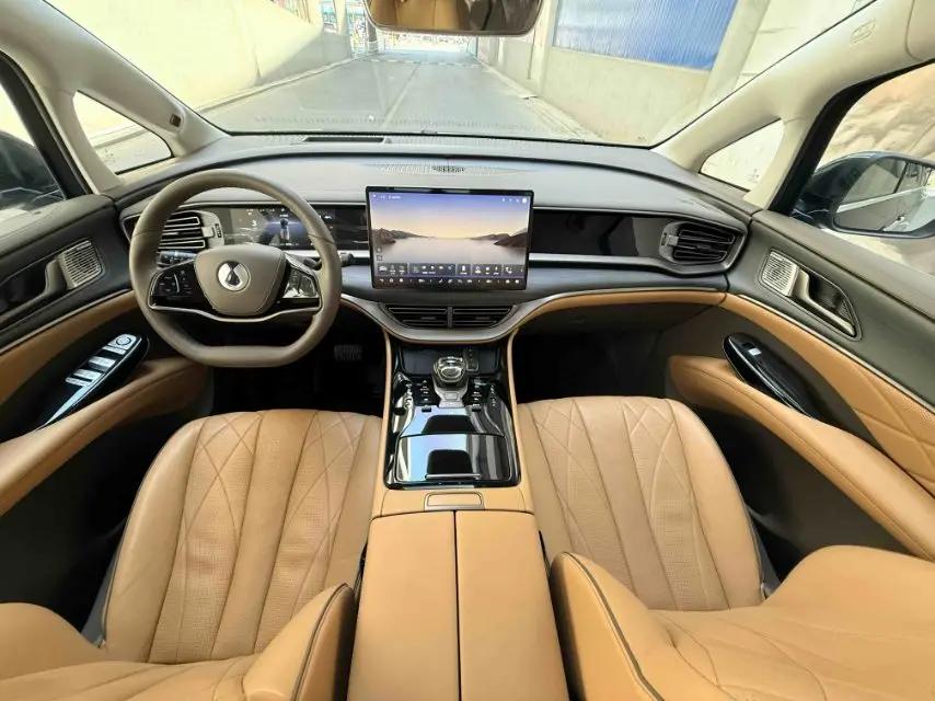 Denza D9 2022 DM-i 970 four-wheel drive flagship 5