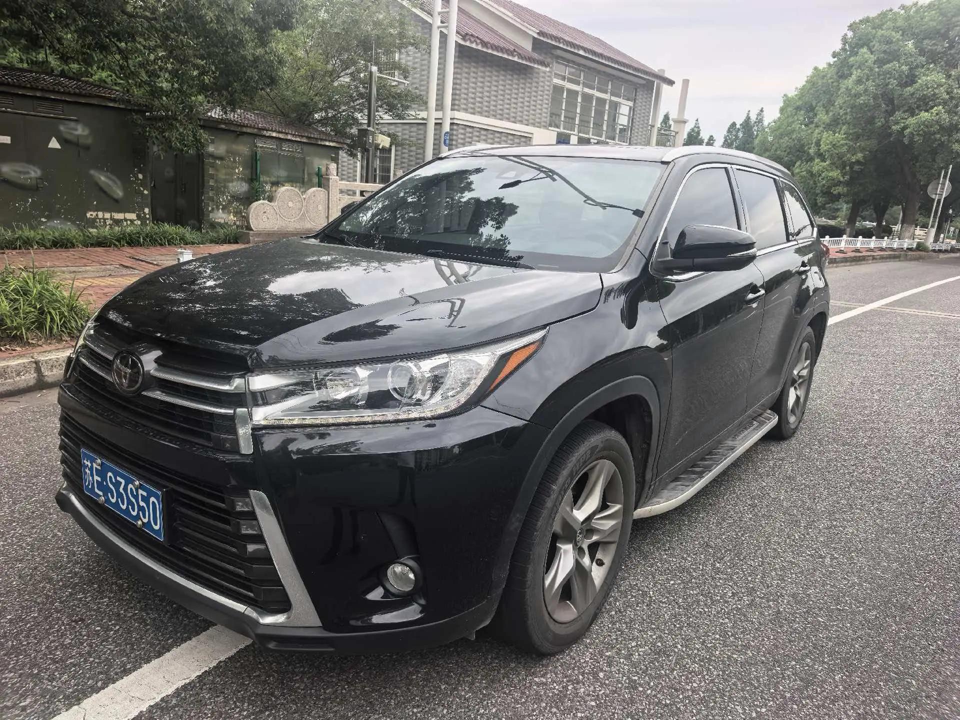 Highlander 2018 2.0T 4-wheel drive distinguished edition 7-seat country VI