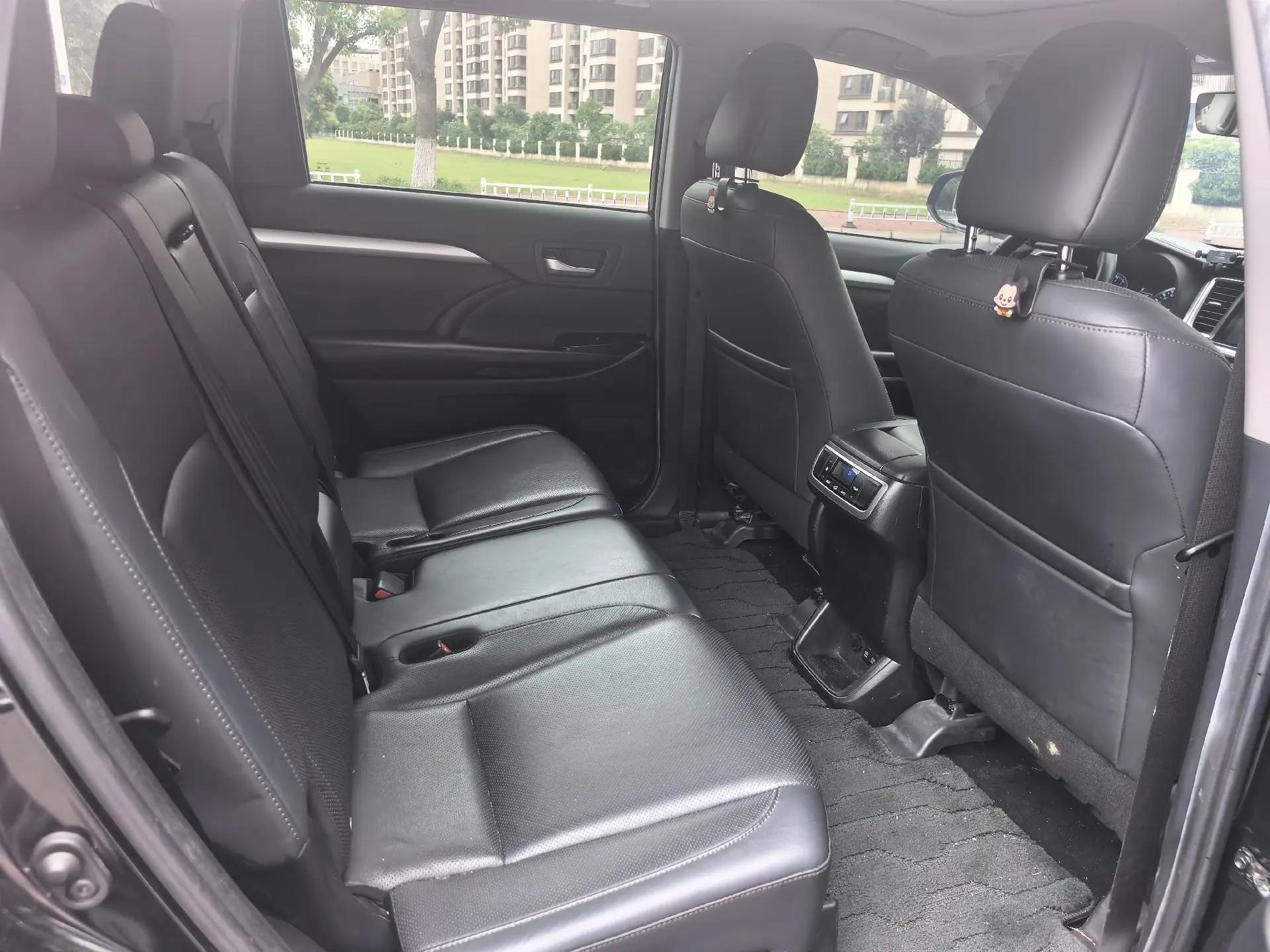 Highlander 2018 2.0T 4-wheel drive distinguished edition 7-seat country VI 7