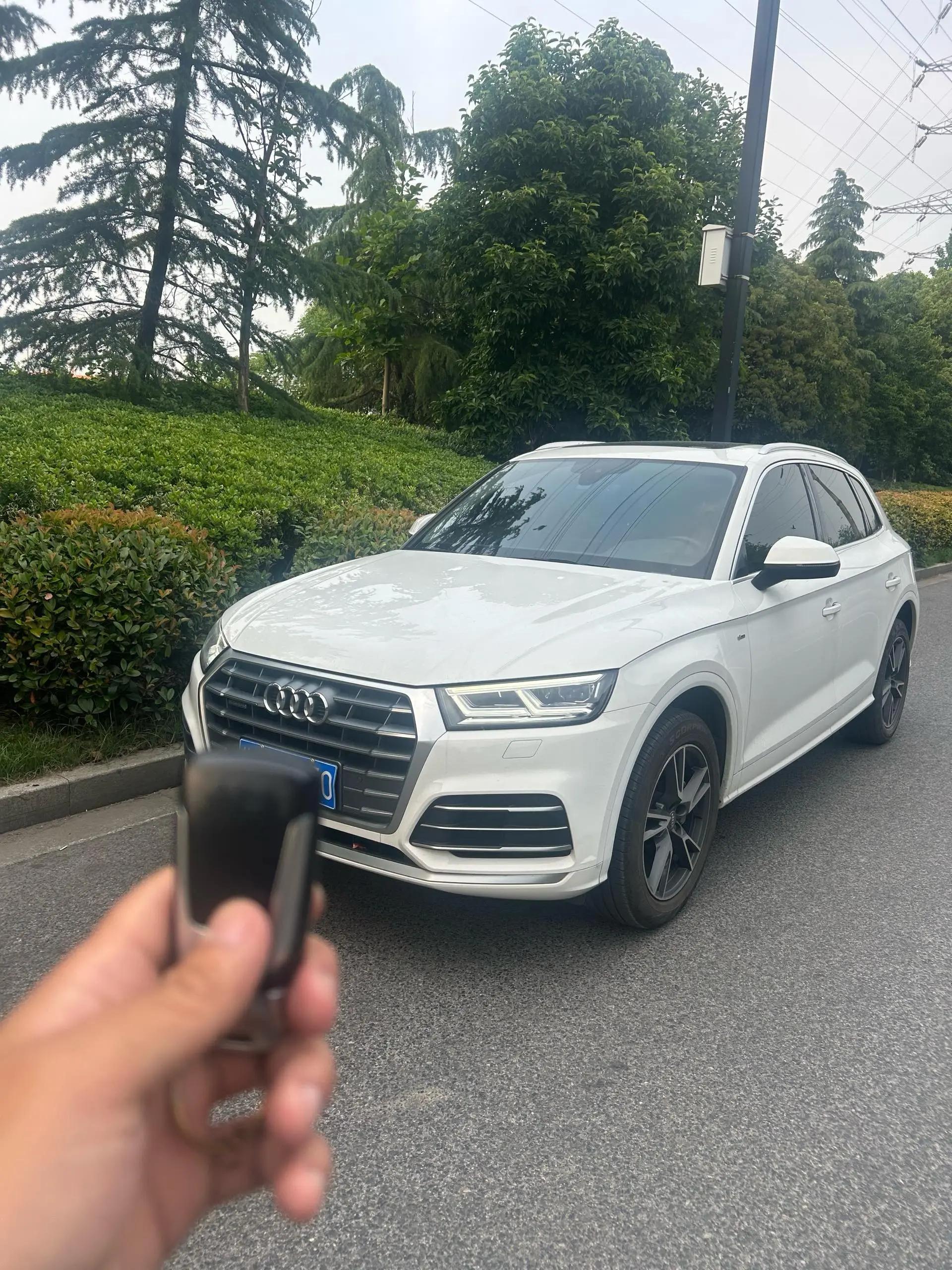 Audi Q5L 2020 40 TFSI Enjoy Fashion