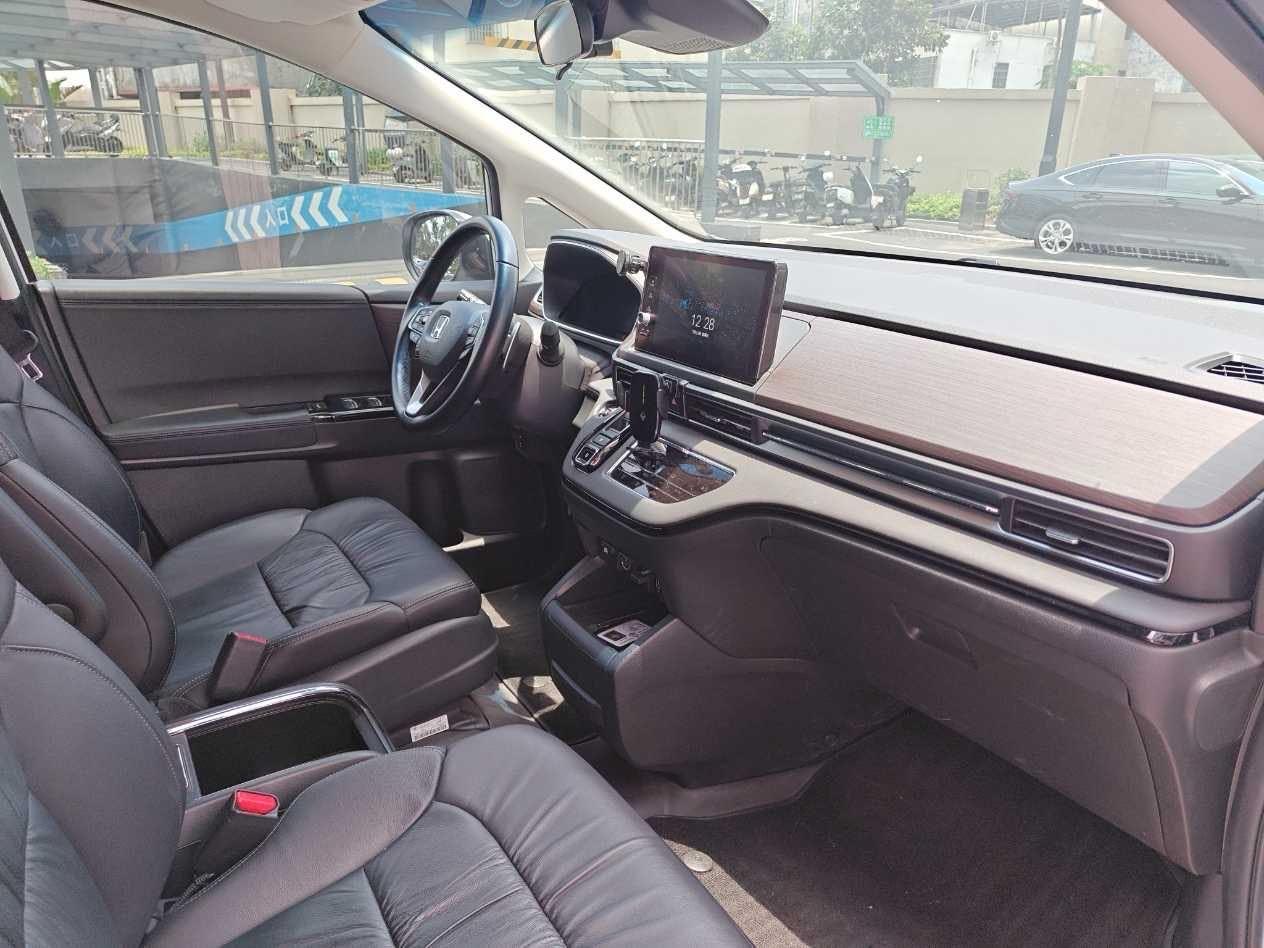Honda 2024 Odyssey Hybrid 2.0 Stepless Sharp and Leading Edition Automatic Gear 8