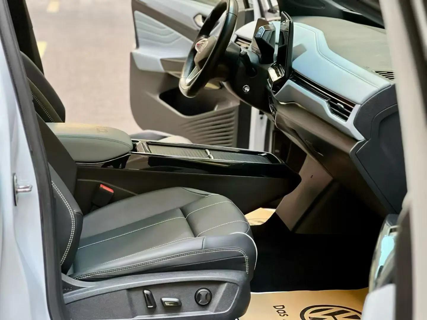 Volkswagen 2023 ID. 4 X Pure Long Endurance Edition Automatic Transmission 4