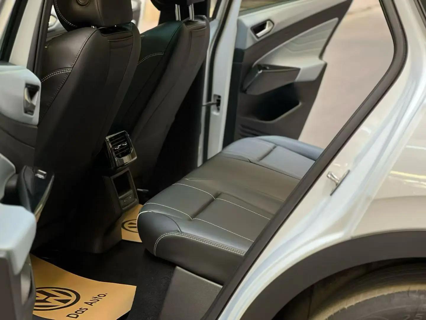 Volkswagen 2023 ID. 4 X Pure Long Endurance Edition Automatic Transmission 7