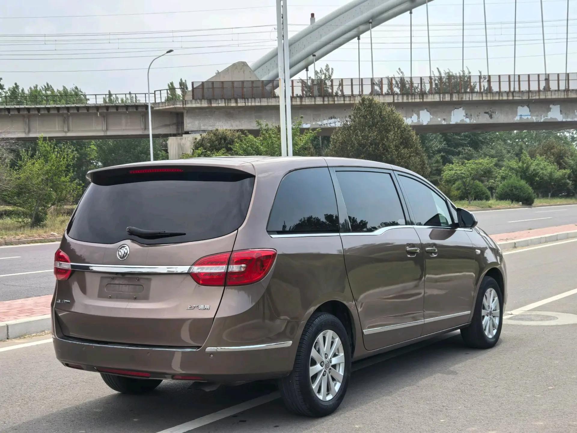 Buick GL8 2018 model 28T Luxury Edition China VI 4