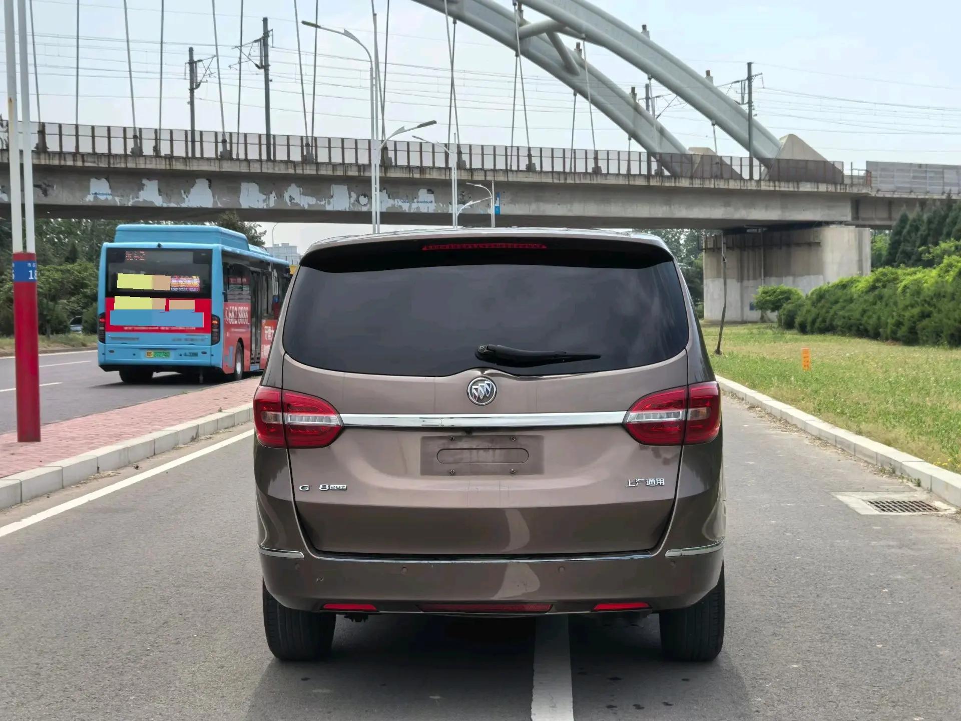 Buick GL8 2018 model 28T Luxury Edition China VI 5