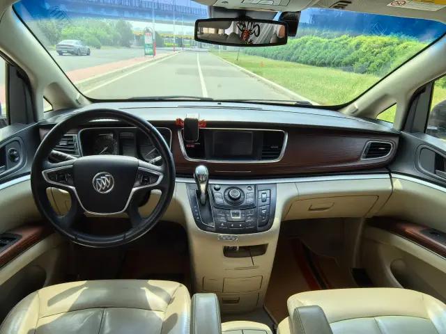 Buick GL8 2018 model 28T Luxury Edition China VI 9