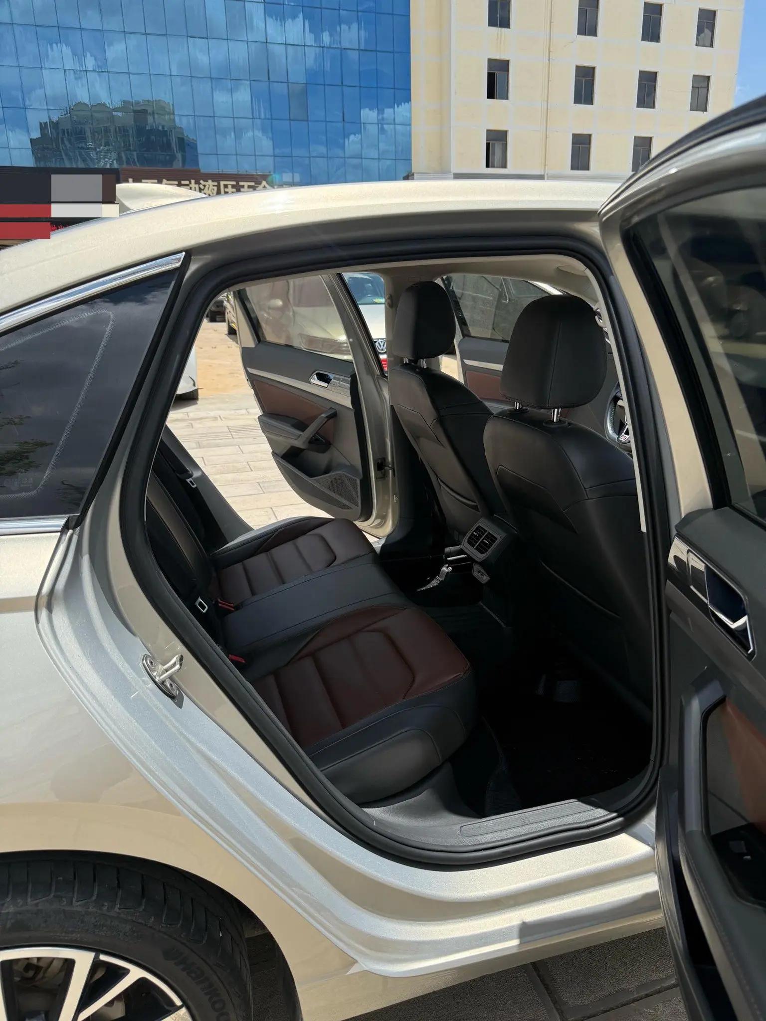 Langyi 2019 280TSI DSG Deluxe Edition Country VI 8
