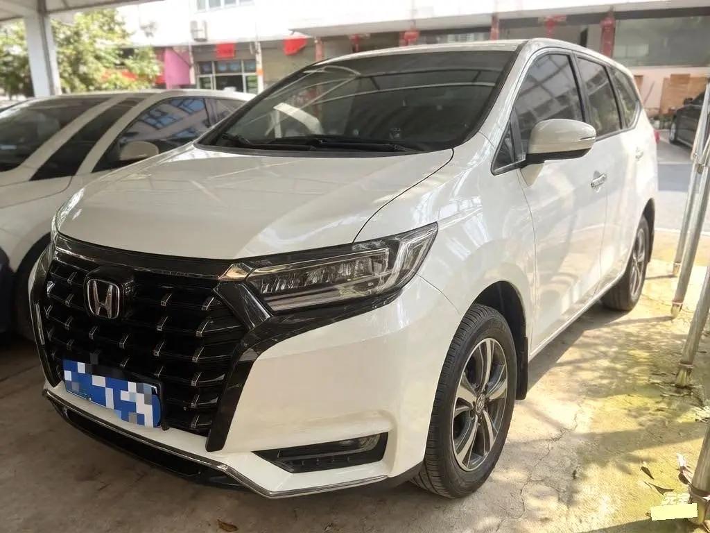 Elyson 2022 2.0L e:HEV Comfort Edition - View 1