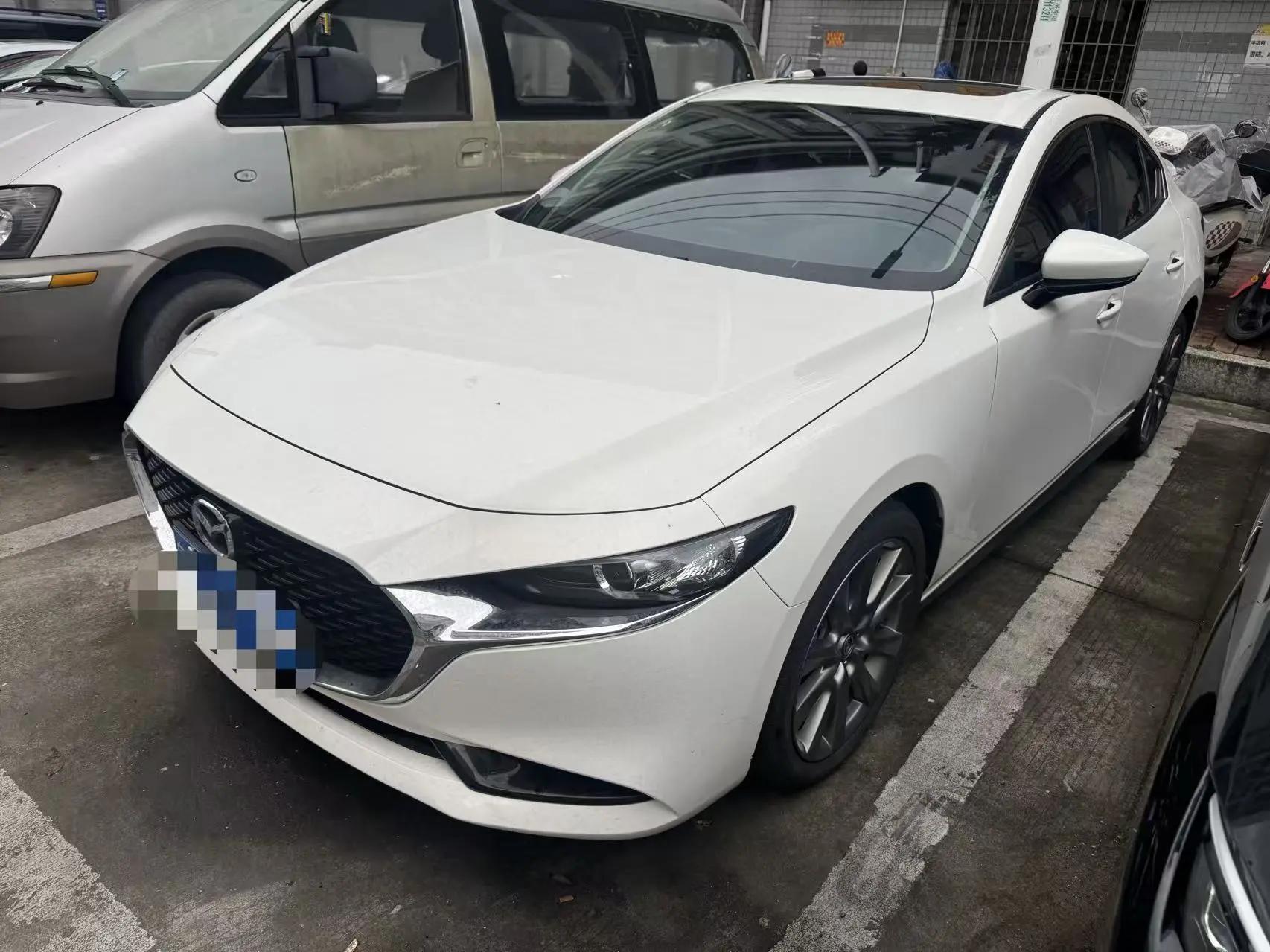 Mazda 3 Onksera 2023 2.0L Automatic Quality Elegant Edition