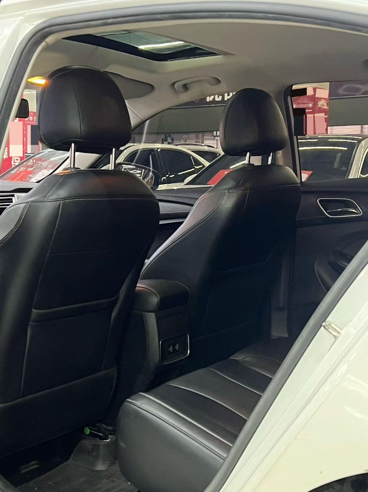 Roewe i5 2020 1.5L Automatic 4G Interconnected Linghao Flagship Edition 8