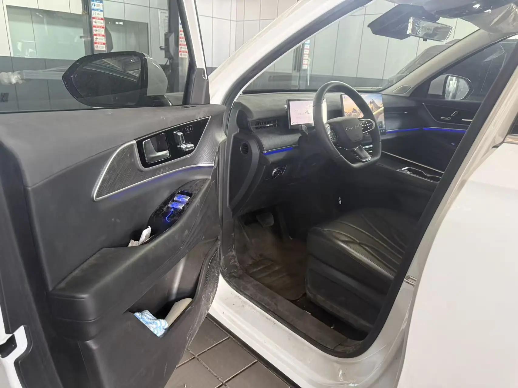 Chery 2025 Fengyun T9 C- DM 1.5T 120 Long Endurance Edition Honorable 7-seat Ternary Lithium Automatic Gear 3