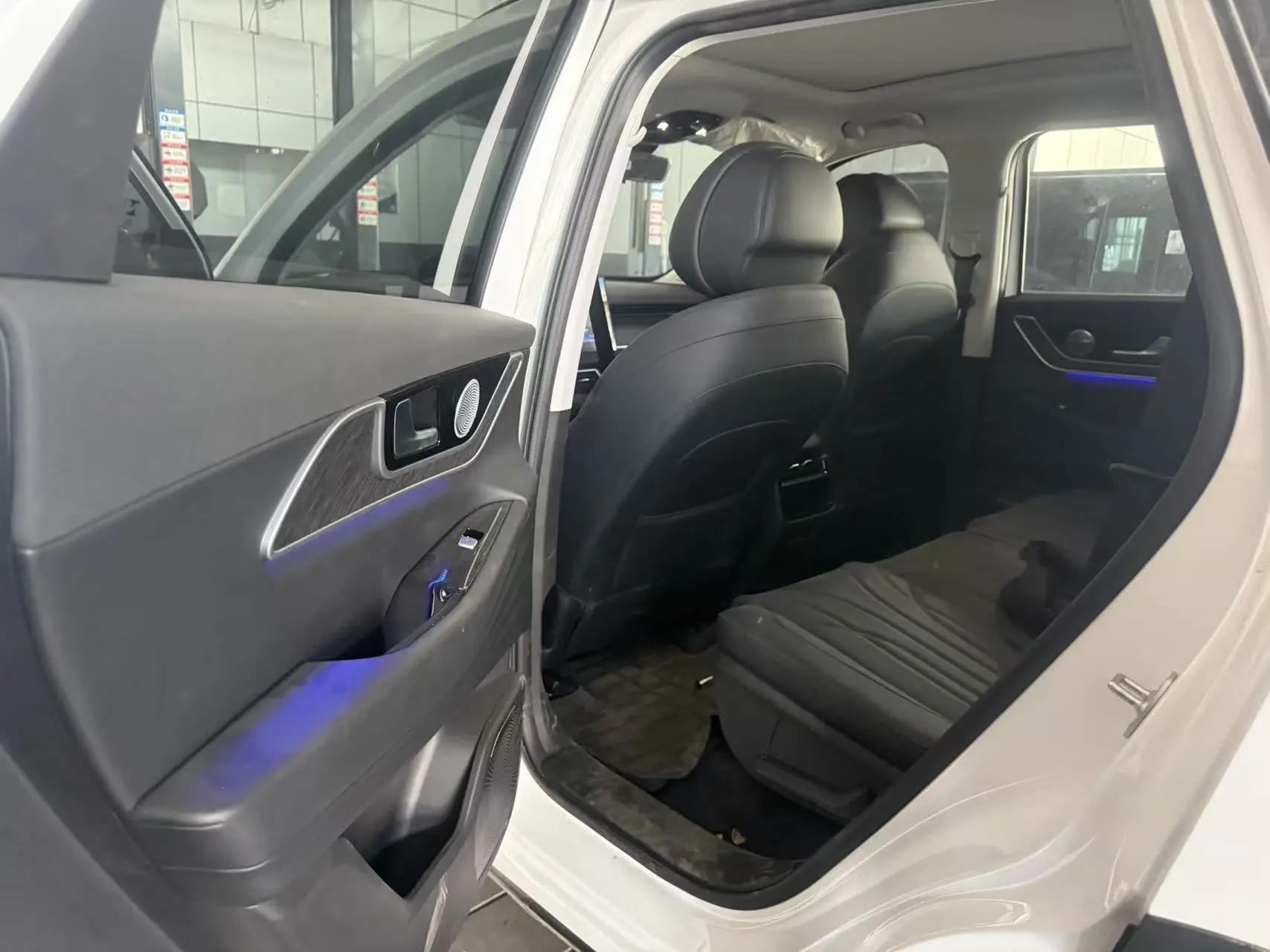 Chery 2025 Fengyun T9 C- DM 1.5T 120 Long Endurance Edition Honorable 7-seat Ternary Lithium Automatic Gear 4