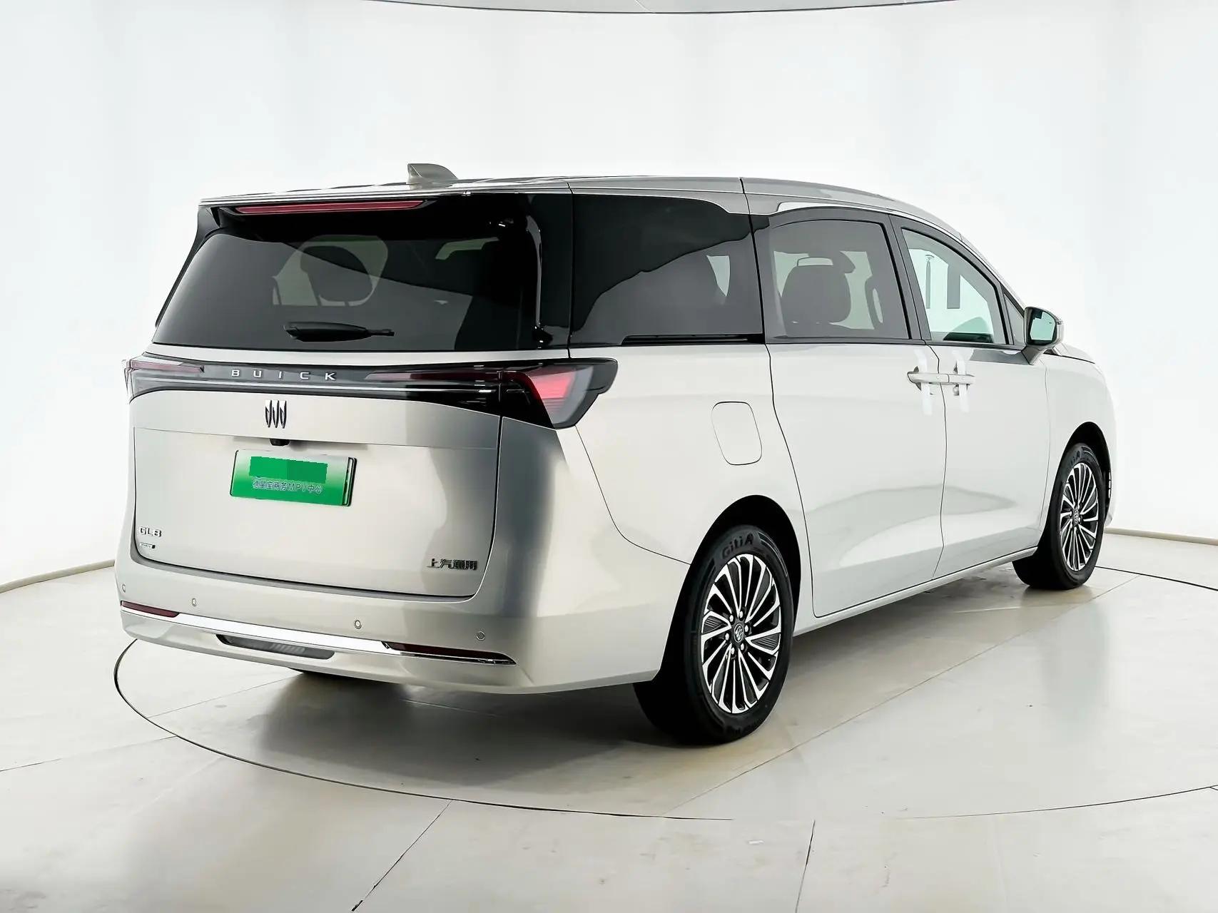 Buick 2025 GL8 Land Luxury 1.5T Prestige 7-Seater Automatic 3