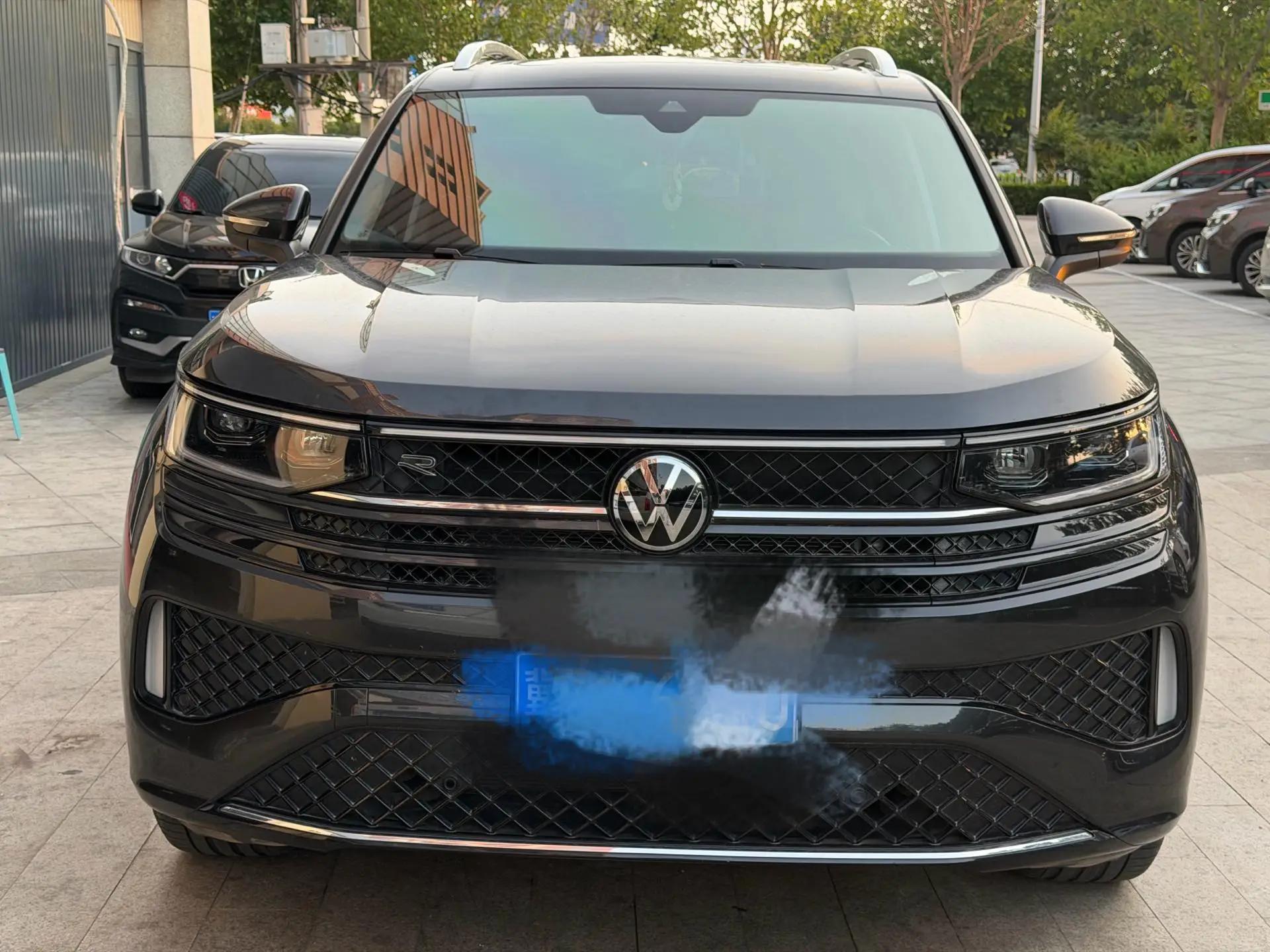 Volkswagen 2023 Teramont R-Line 2.0TSI 380TSI All-Wheel Drive Touring Edition Automatic 2