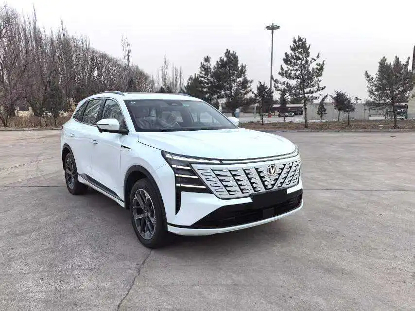 ChangAn 2025 CS75 PLUS 1.5T New Blue Whale Exclusive Automatic Gear 2