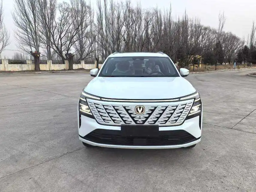 ChangAn 2025 CS75 PLUS 1.5T New Blue Whale Exclusive Automatic Gear 3